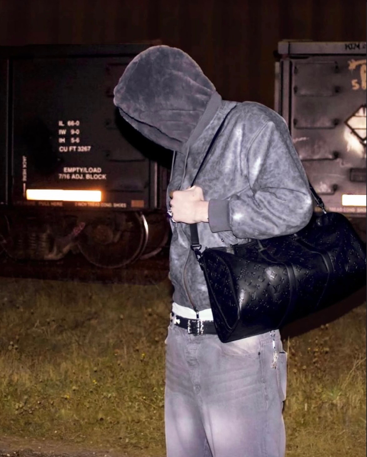 lv